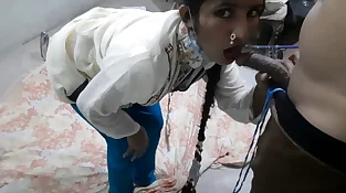 Indian maid Blowjob, Desi kamwali bai ke sath palace onner ki masti
