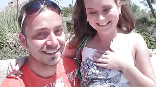Brilliant teenager gets her honeypot downright poked