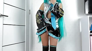 Puss Ravaged Vocaloid Hatsune Miku in different postures and gets Jizm Inwards - Costume play